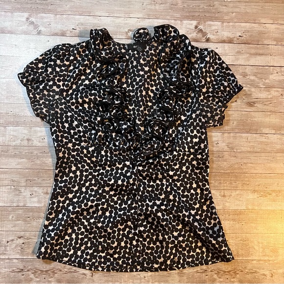 💚BCX ruffle front top - Picture 2 of 6